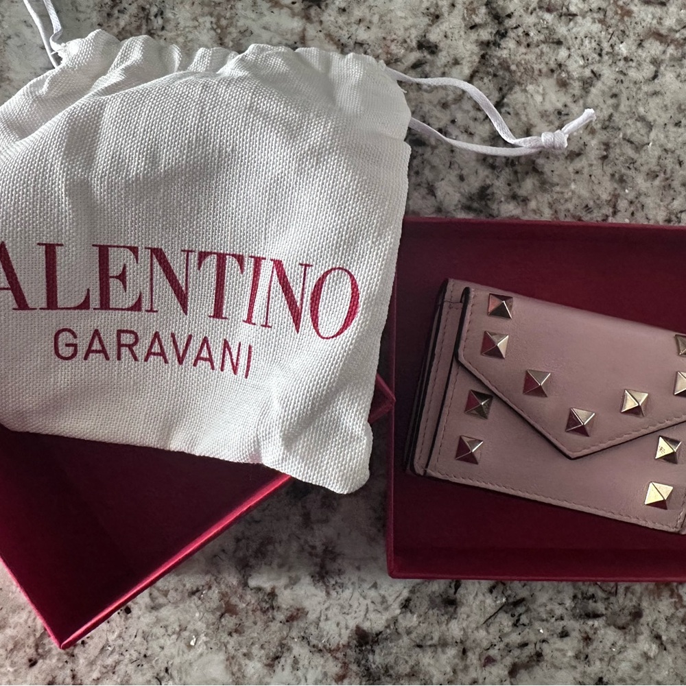 Valentino Pink Rock Stud trifold wallet with box and dusty! 😍 AUTHENTIC
